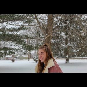 Meet your Posher, Emma